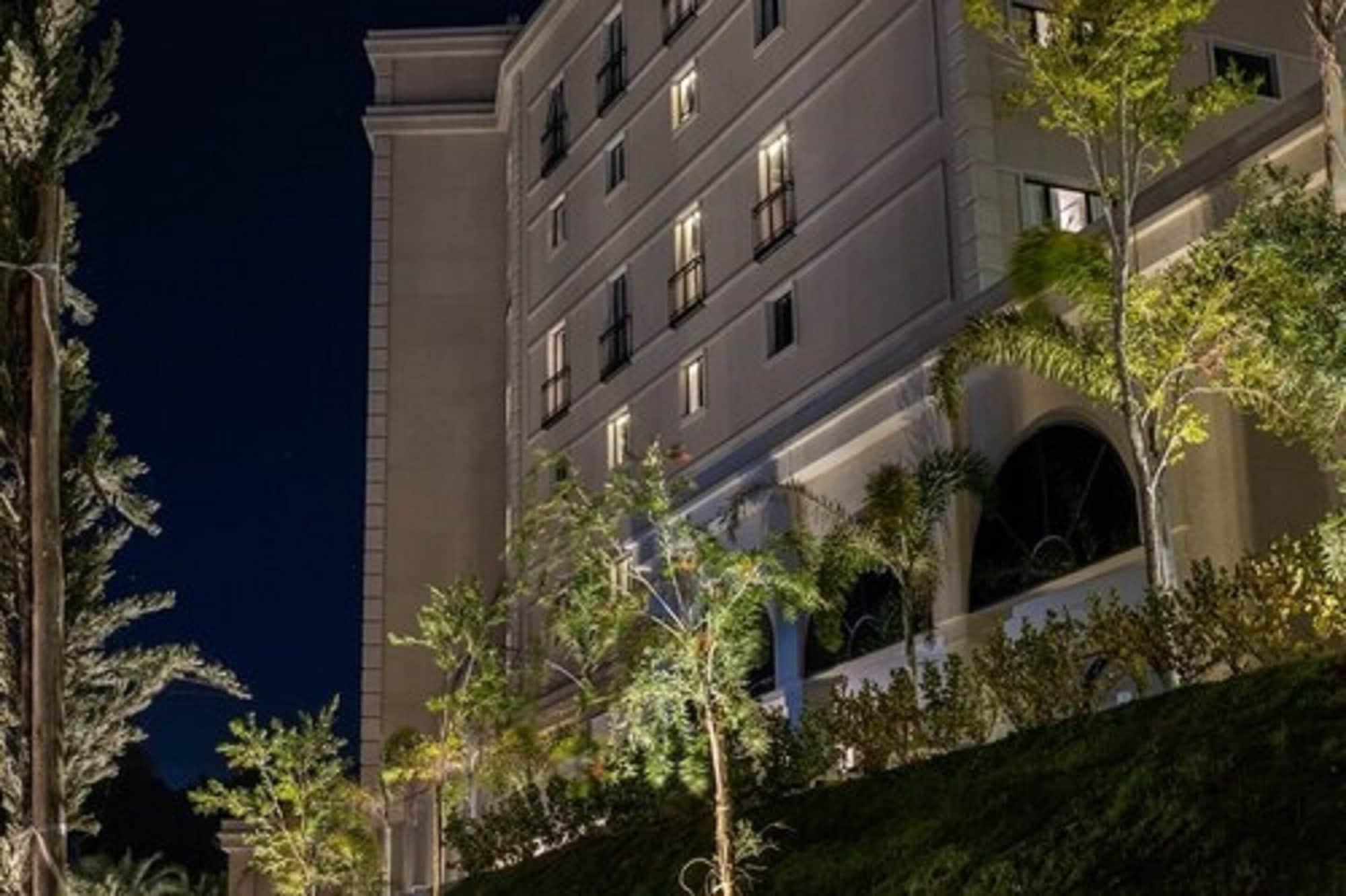 Class Hotel Пирасикаба Екстериор снимка
