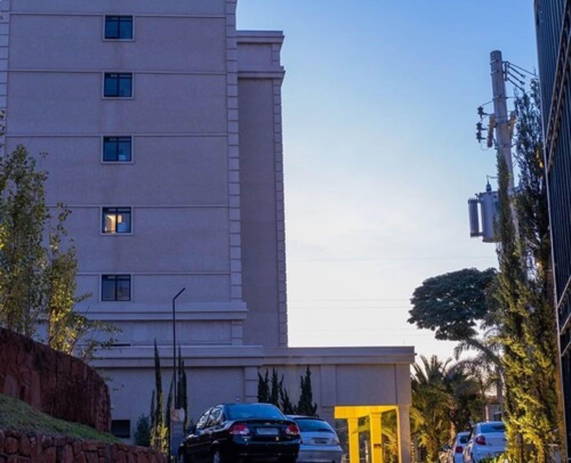 Class Hotel Пирасикаба Екстериор снимка