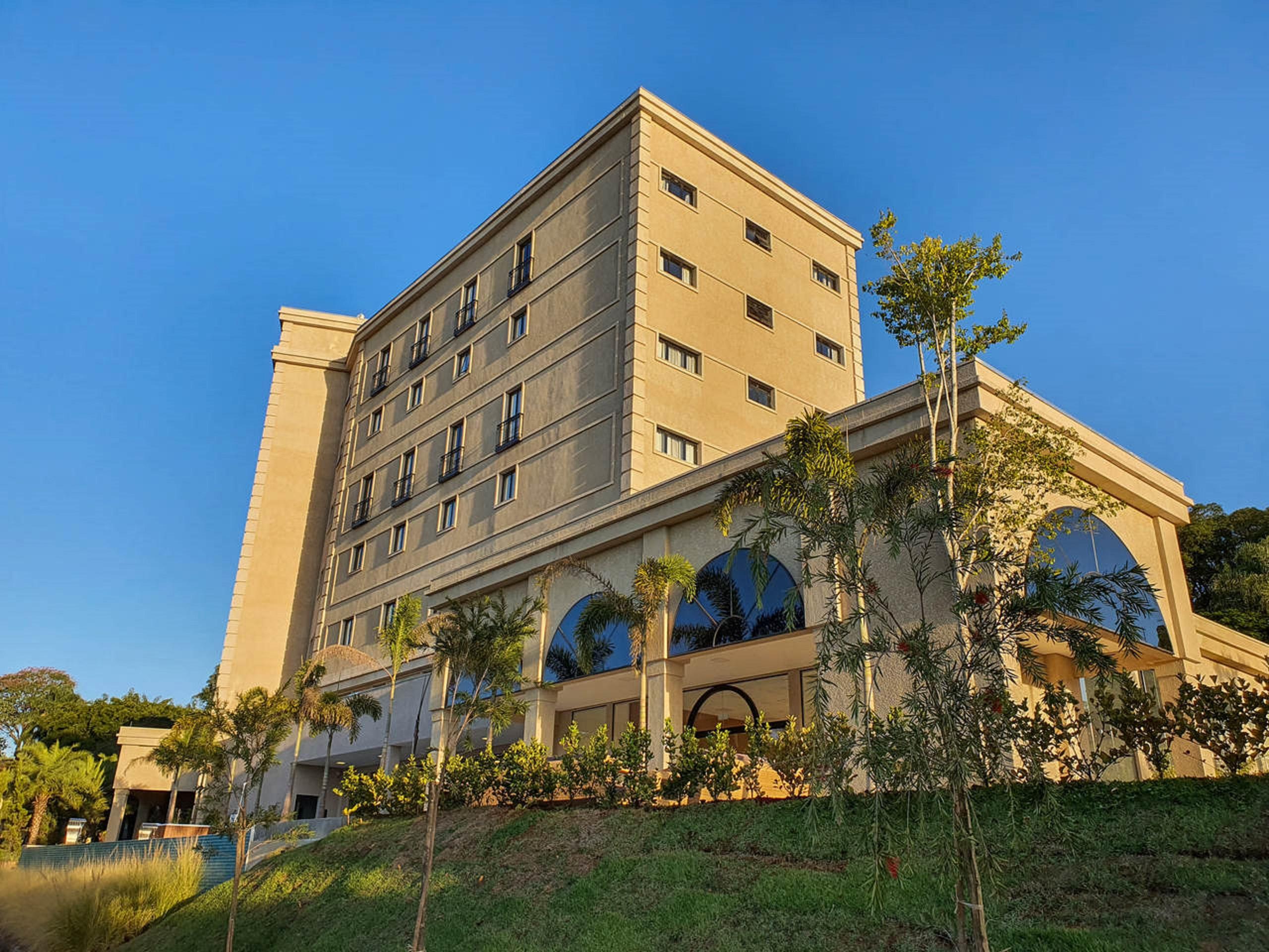 Class Hotel Пирасикаба Екстериор снимка